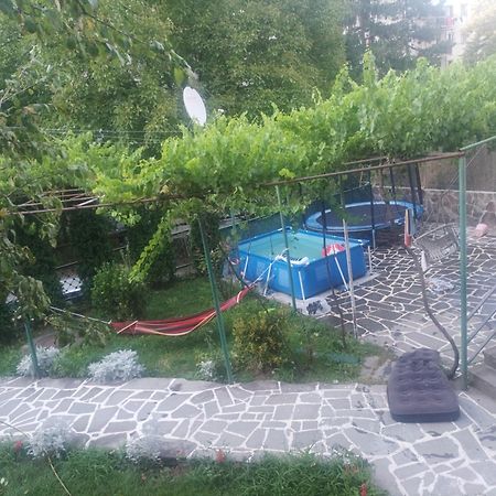 Guest House Casa Borjomi Ngoại thất bức ảnh